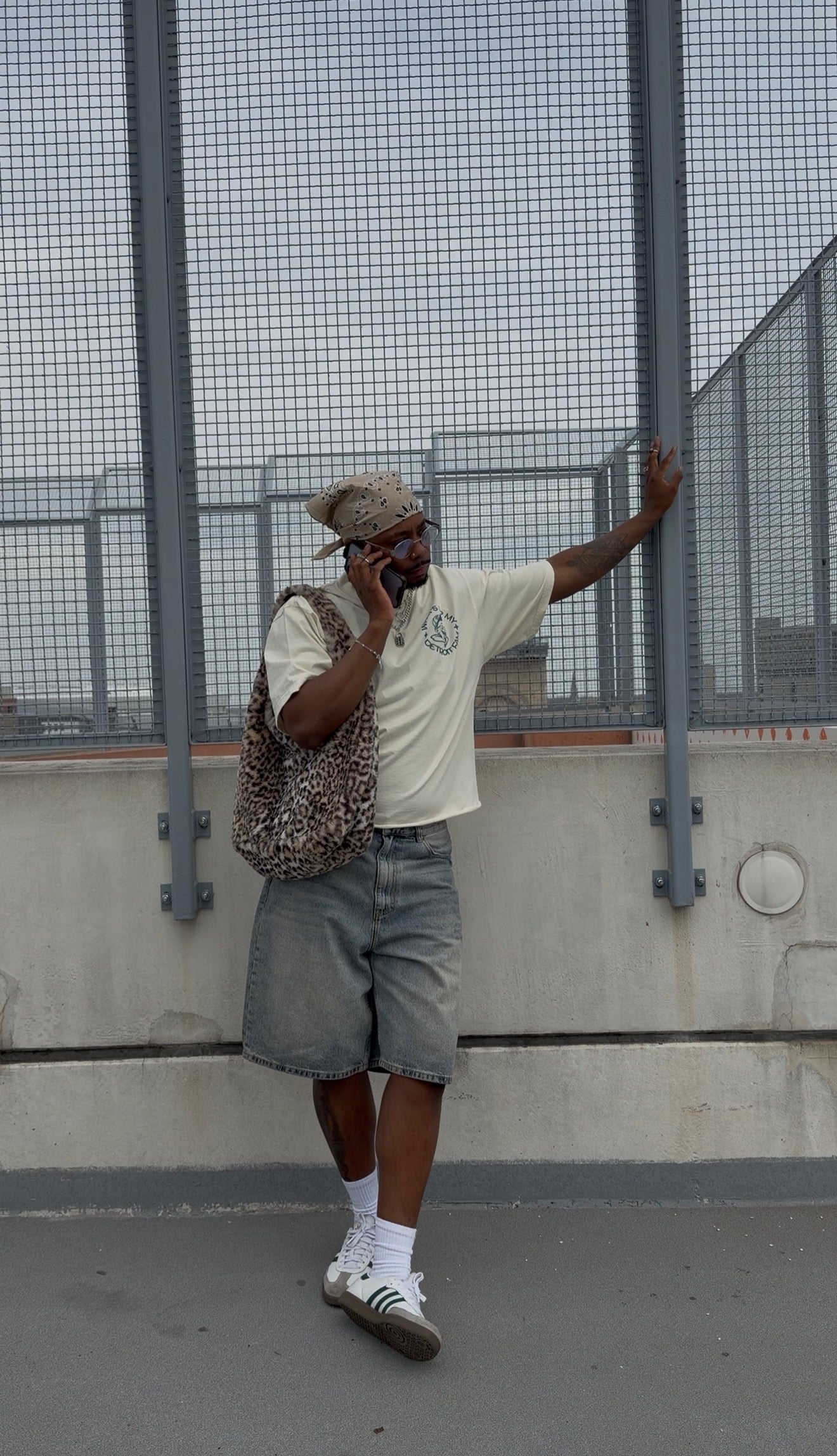 What's Up My Detroit Fam Cropped Shirt - Cream/Blue Green