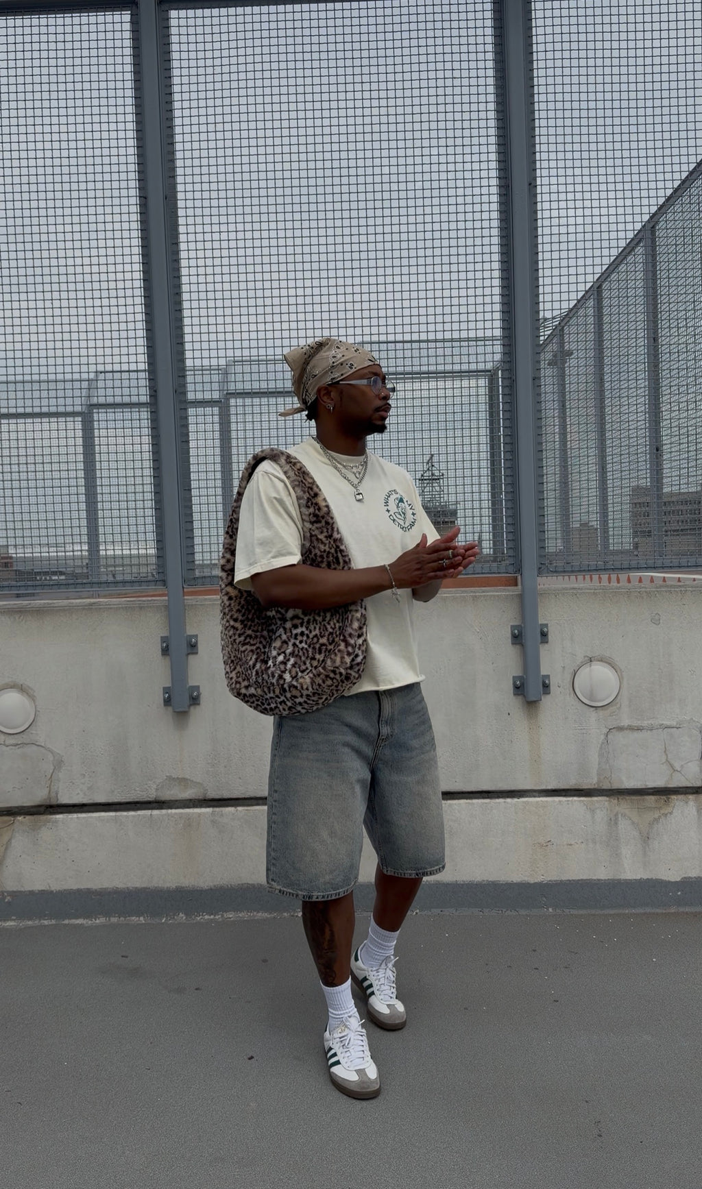 What's Up My Detroit Fam Cropped Shirt - Cream/Blue Green